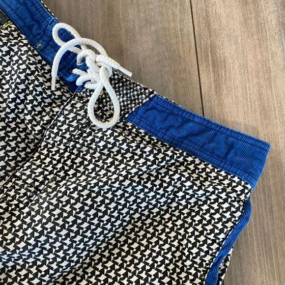 Billabong Back Pattern Athletic Board Shorts Men Size 34 Swim Trunks‎ - Picture 2 of 4